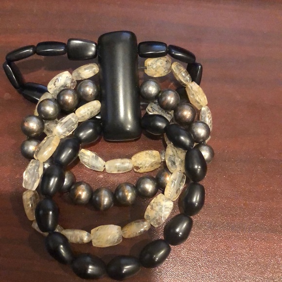 Multi strand bracelet - Picture 4 of 4